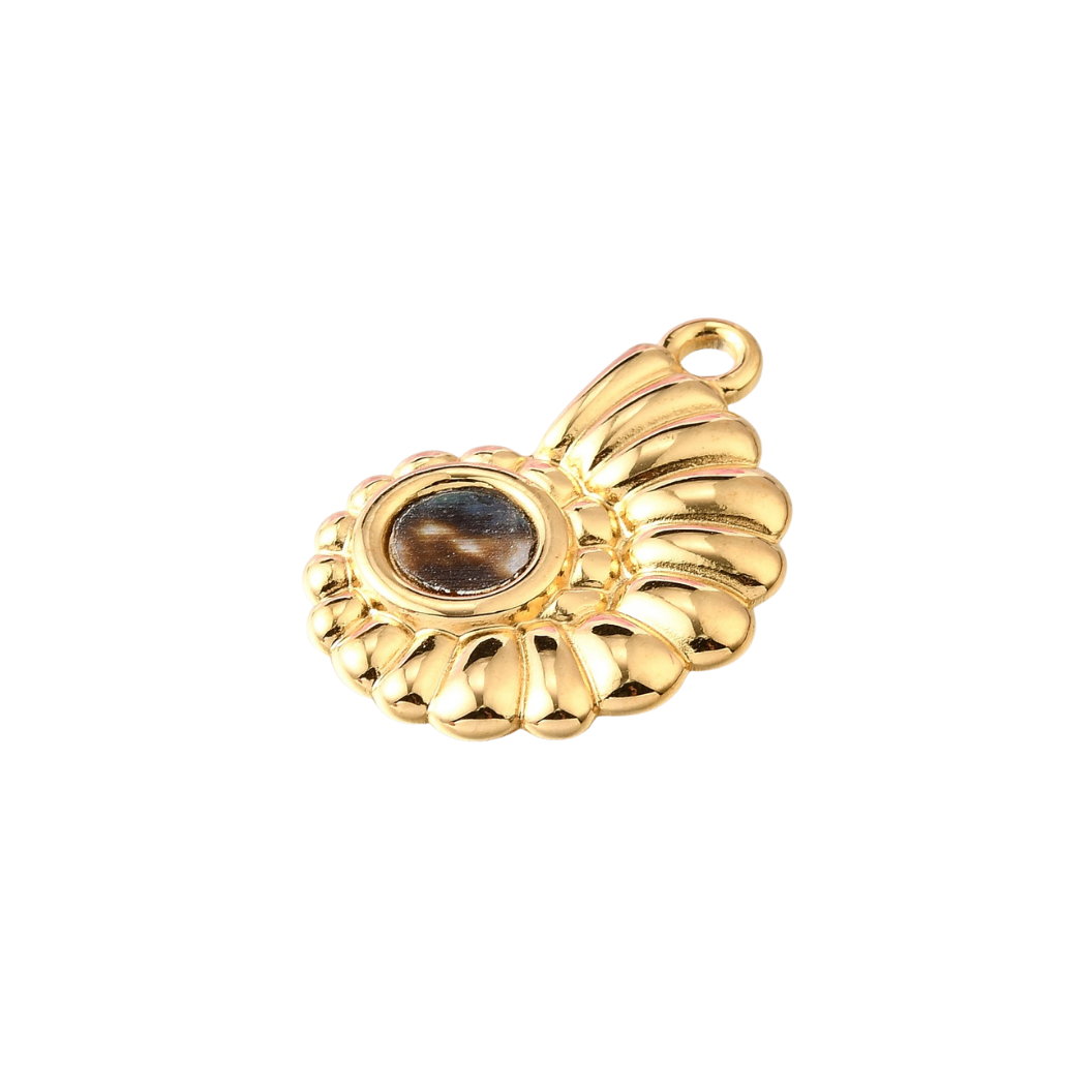 Side view of the Gold Conch Shell Charm