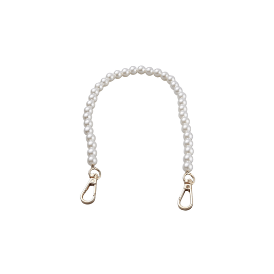Front view of the Gold Priscilla Pearl Purse Chain