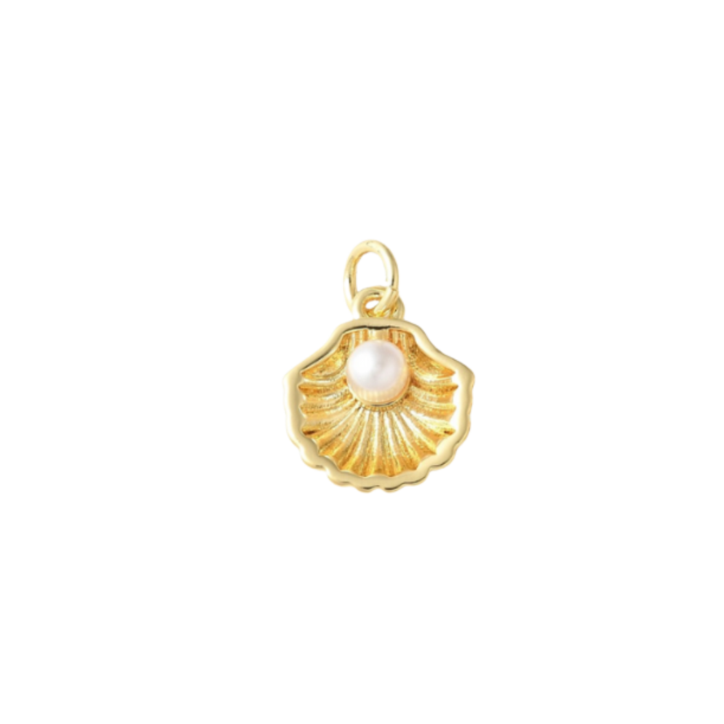 Transparent view of the Gold Oceana Oyster Charm