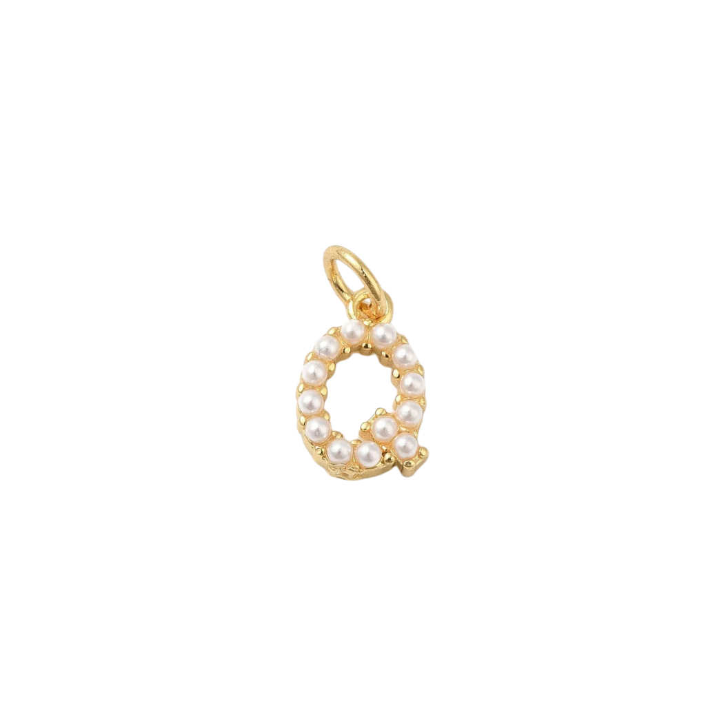 Transparent view of the Gold Large Pearl Initial Letter | Alphabet Charm | Letter Q