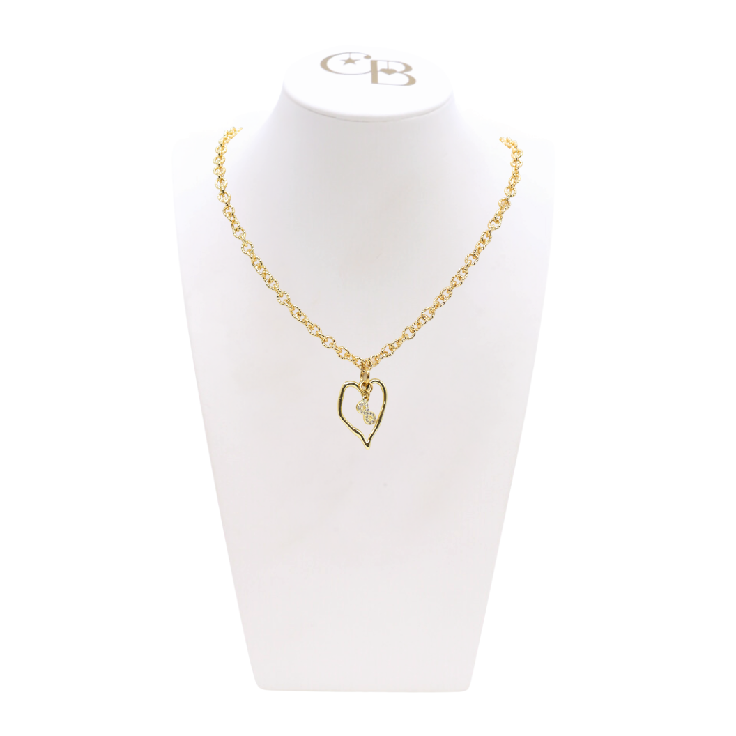 Front view of the Everlasting Love Necklace on CB Bust