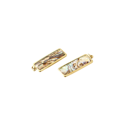 Transparent front and back view of the Gold Tideglass Charm