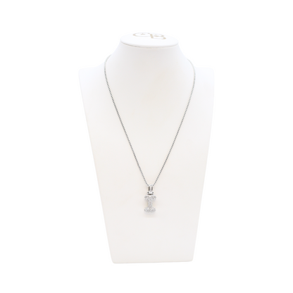Front view of the Silver Rhinestone Bubble Letter Necklace | Letter I