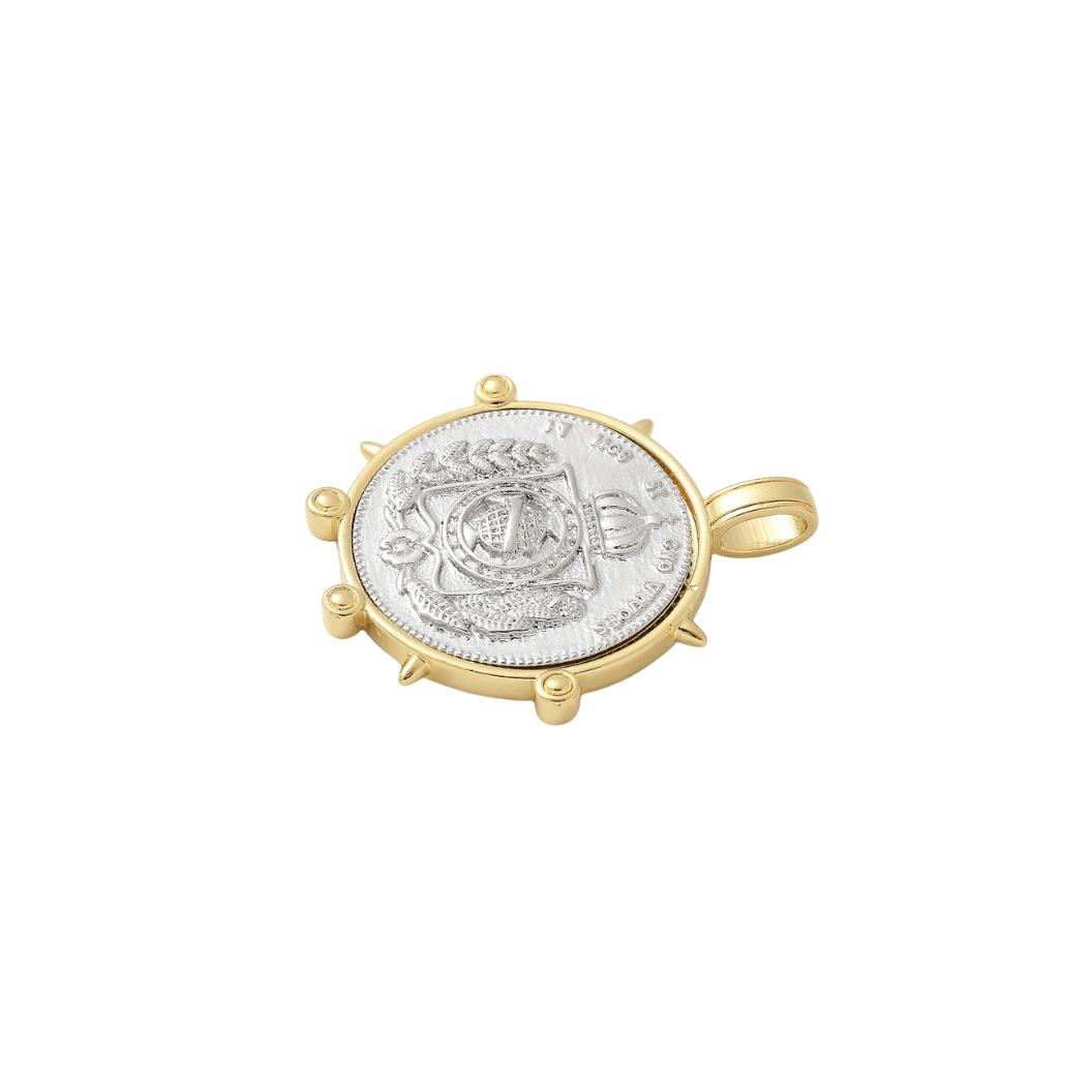 Side view of the Gold Victoria Crest Charm