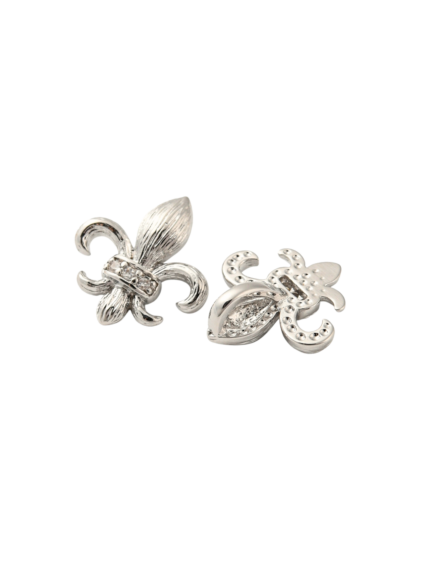 Front and back of the Silver Fleur De Lis Charm