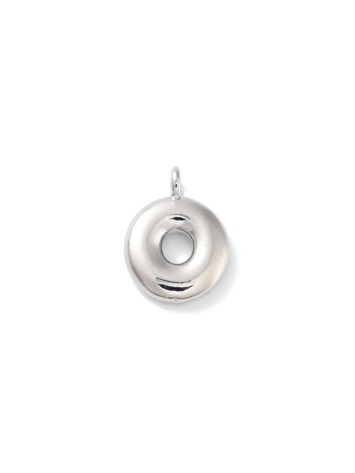 Front view of silver bubble letter "O" charm.