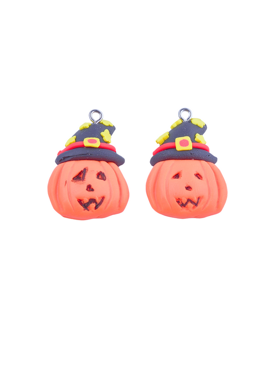 Front view of Witch's Hat Pumpkin Lanyard charm